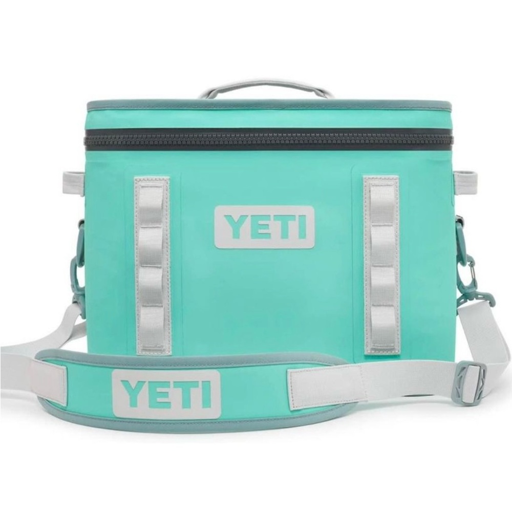 New in box Yeti Hopper Flip 18 Aquifer blue
